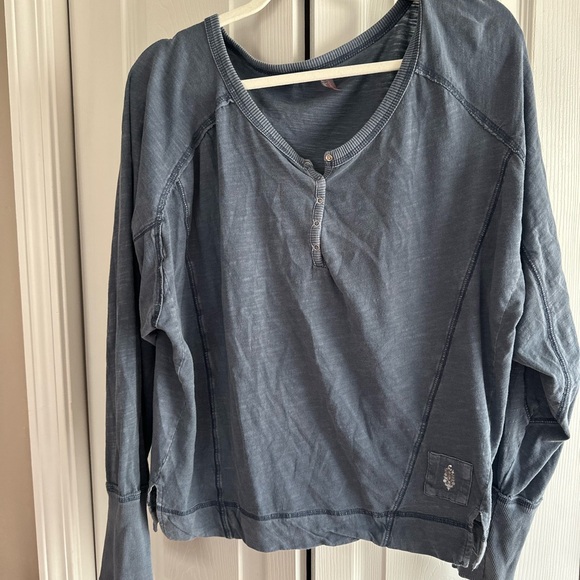 Free People Winner Layer - Picture 2 of 3